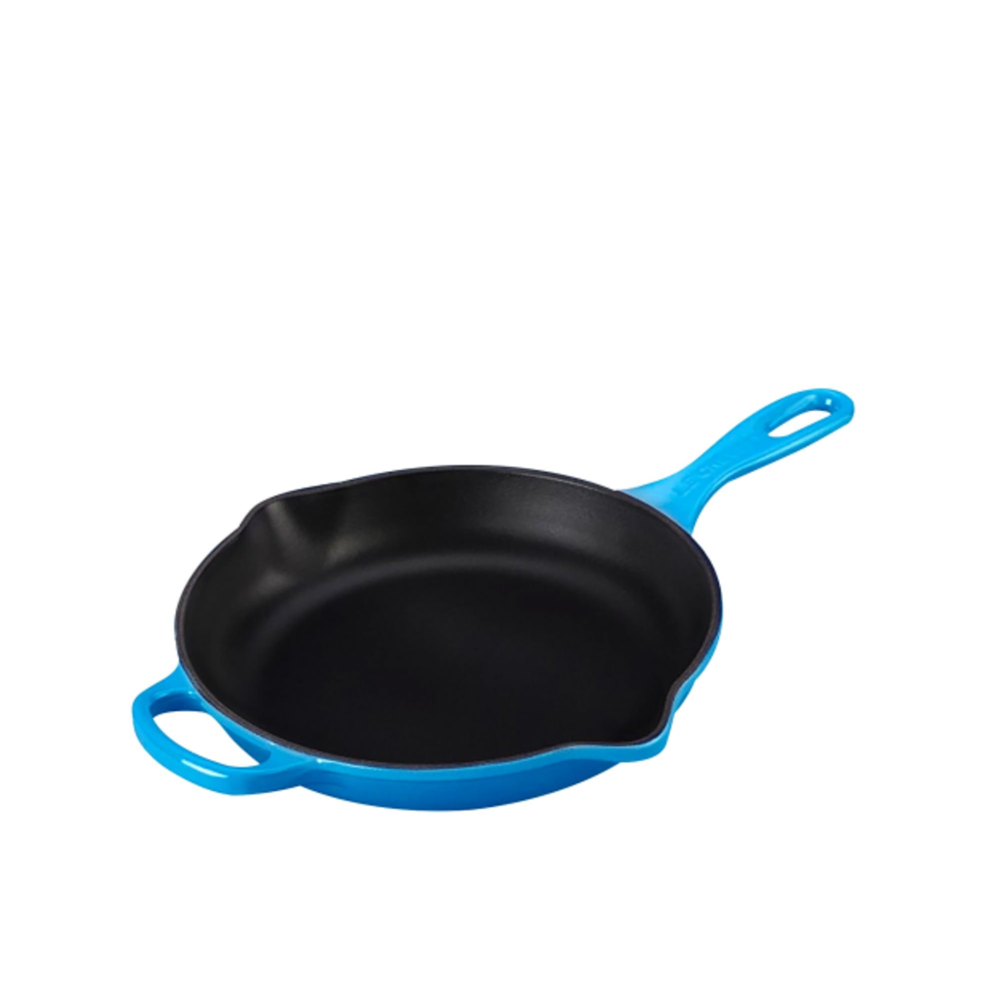 Le-Creuset-Signature-Cast-Iron